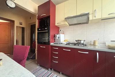 Apartament cu 4 camere decomandat în Rogerius - 16