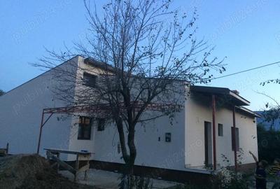 Casă în Făcău - 4