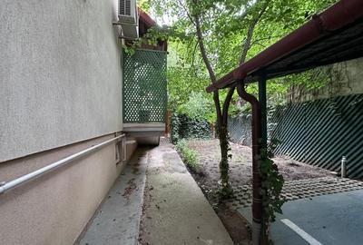 Vila in Piata Victoriei - 5