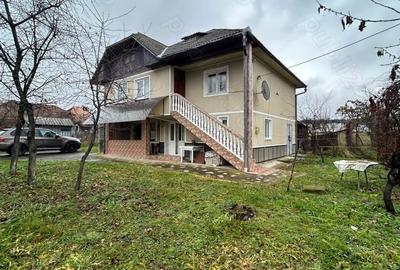 Casă cu 3 camere în Central - 2