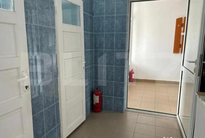 Spațiu comercial, de 350 mp, în Central - 11