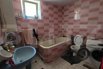 Casa 80 mp utili, cu teren de 350 m - zona Sens, potential investitional urias - 8