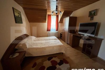 Casă cu 7 camere cu Teren 8900 Mp în Central - 19