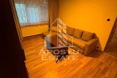 Apartament cu 3 camere decomandat în Cetății - 2