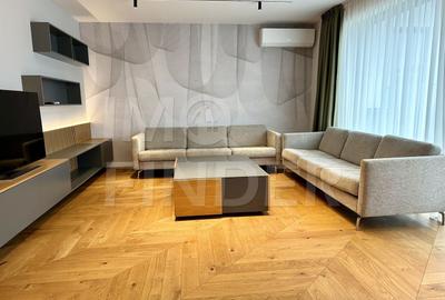 Apartament cu 3 camere decomandat, mobilat în Bună Ziua