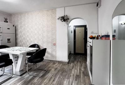 Apartament cu 3 camere decomandat, mobilat în Răcădău - 8