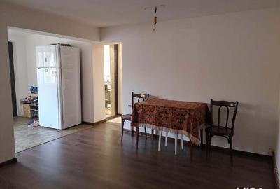 Casă cu 10 camere cu Teren 1500 Mp în Săcueni - 9