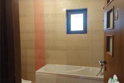 Casă cu 4 camere cu Canalizare în Central - 9