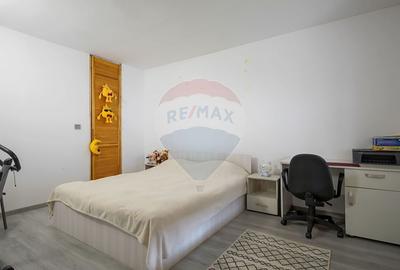 Casa spatioasa cu teren generos, in zona centrala a Sacelelor - 19