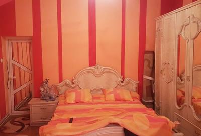 Casă cu 4 camere decomandat în Chercea - 6