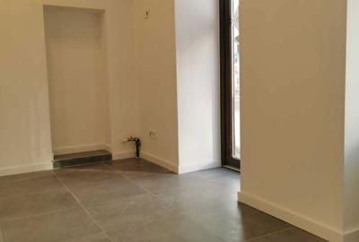 Spațiu comercial, de 22 mp, în Exterior Vest - 11