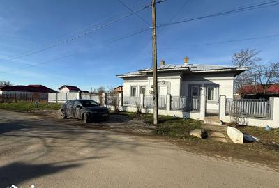 Casă cu 3 camere cu Teren 900 Mp în Central - 7