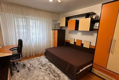 APARTAMENT 3 CAMERE-TOMIS 3 - 5
