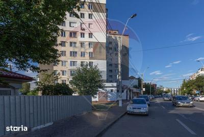 Apartament cu 3 camere decomandat în Mioriței - 8