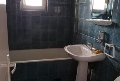 Apartament cu 3 camere decomandat în Central - 2