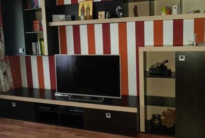 Apartament cu 3 camere decomandat în Central - 2