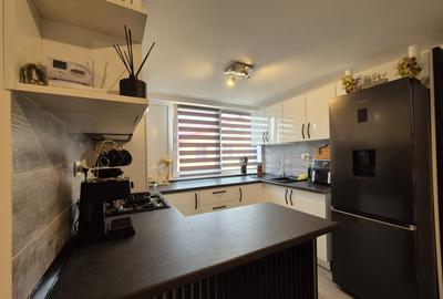 Apartament 4 camere modern, Rovinari, strada Prieteniei - 2