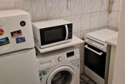 Apartament cu 2 camere semidecomandat în Militari