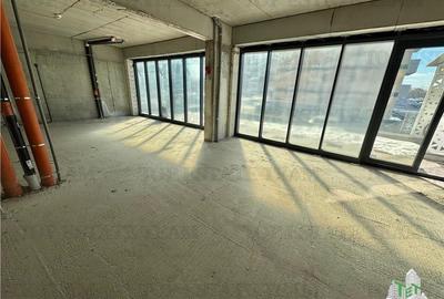 Spațiu comercial, de 127 mp, în Central - 2