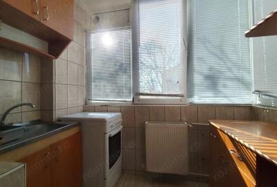 Apartament cu 2 camere decomandat în Nufărul - 9