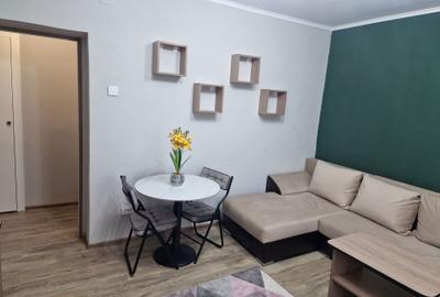 Garsonieră decomandată în Central - 7