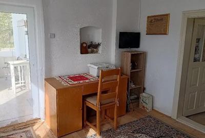 Casă cu 3 camere cu Teren 1600 Mp în Crâmpotani - 2