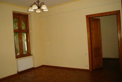Birou, 150 mp în Neptun