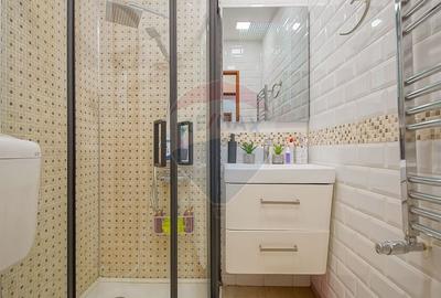 Apartament cu 2 camere semidecomandat, mobilat în Florilor - 16