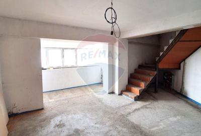 Apartament duplex in zona Mihail Kogalniceanu - 1