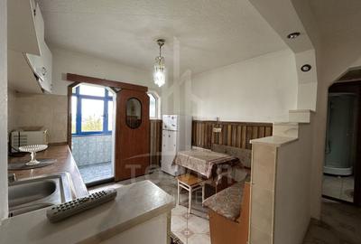 Apartament cu 2 camere decomandat în Vasile Aaron - 9