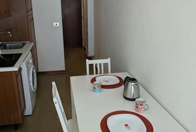 Garsonieră decomandată în P-ța Universității - 2