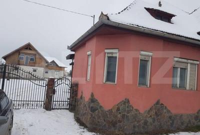 Casă cu 4 camere cu Teren 700 Mp în Suseni - 2