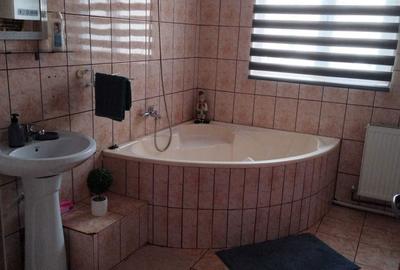 Casă cu 3 camere în Piața Cluj - 3