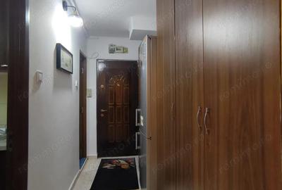 Inchiriere garsoniera decomandata in zona Tei - Teiul Doamnei - 6