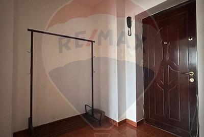 Apartament cu 2 camere semidecomandat, mobilat în P-ța Muncii - 5