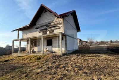 Casă cu 3 camere cu Teren 5000 Mp în Central - 3