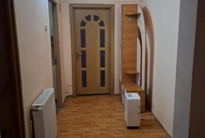 Apartament de vanzare - 2 camere - 5