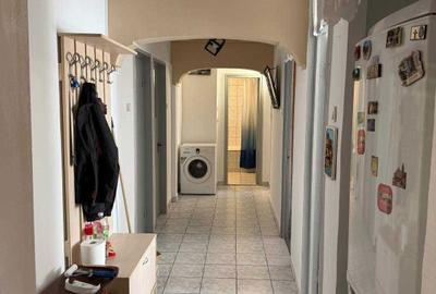 Apartament cu 3 camere decomandat în Rahova - 6