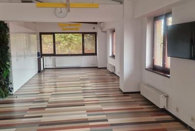 Casă individuală cu 4 camere cu Canalizare în P-ța Unirii - 1