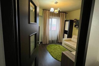 Apartament cu 4 camere decomandat în Broșteni - 3