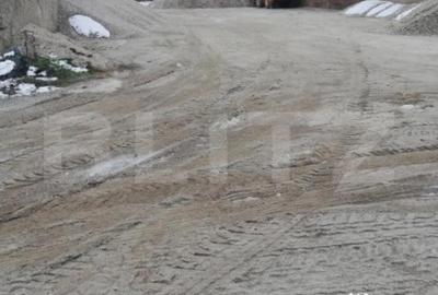 Teren de 63704 mp, în Central - 6