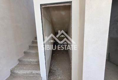 Casă individuală cu 4 camere cu Canalizare în Exterior Vest - 26