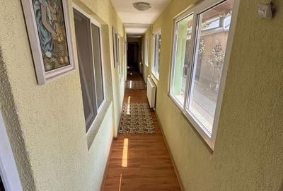 Casă cu 4 camere cu Teren 1000 Mp în Central - 2