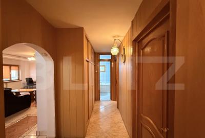 Apartament cu 4 camere decomandat în Rovine - 13