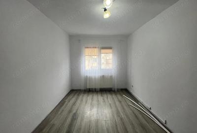 Lugoj, Ap. 2 Cam. Et. 3 Recent Renovat, Zona Timi #537;orii - 9