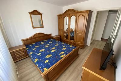 Apartament cu 3 camere decomandat, mobilat în Babadag