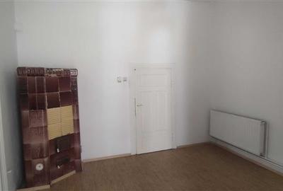 Casa pretabila locuinta sau birou, Central, Brasov - 12
