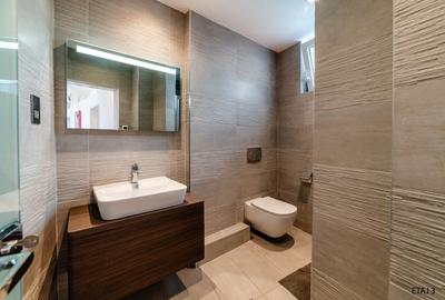 Cladire S+P+2+M centrul orasului pe Bld.Mamaia cu 3 apartamente+spatiu comercial - 55