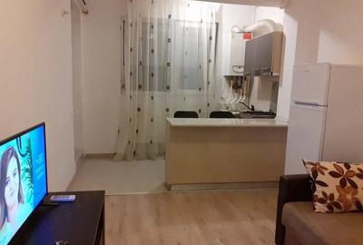 Apartament cu 2 camere decomandat, mobilat în Central