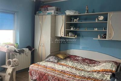 Apartament cu 3 camere în Micro 20 - 3